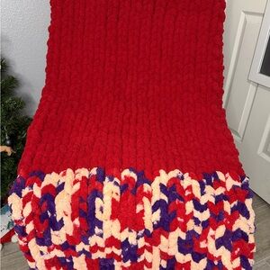 Red and Multicolor Chunky Knit Blanket